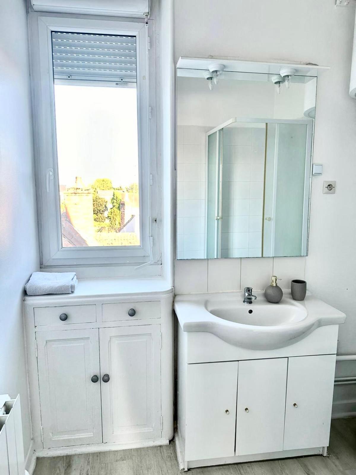Appartement Moderne Vierzon Esterno foto